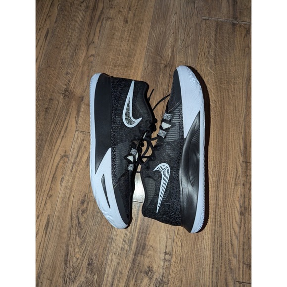 Nike Men\'s‎ Kyrie Flytrap 6 US Size 11.5 DM1125-001